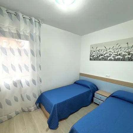 Daire Belvedere - With Private Garden *